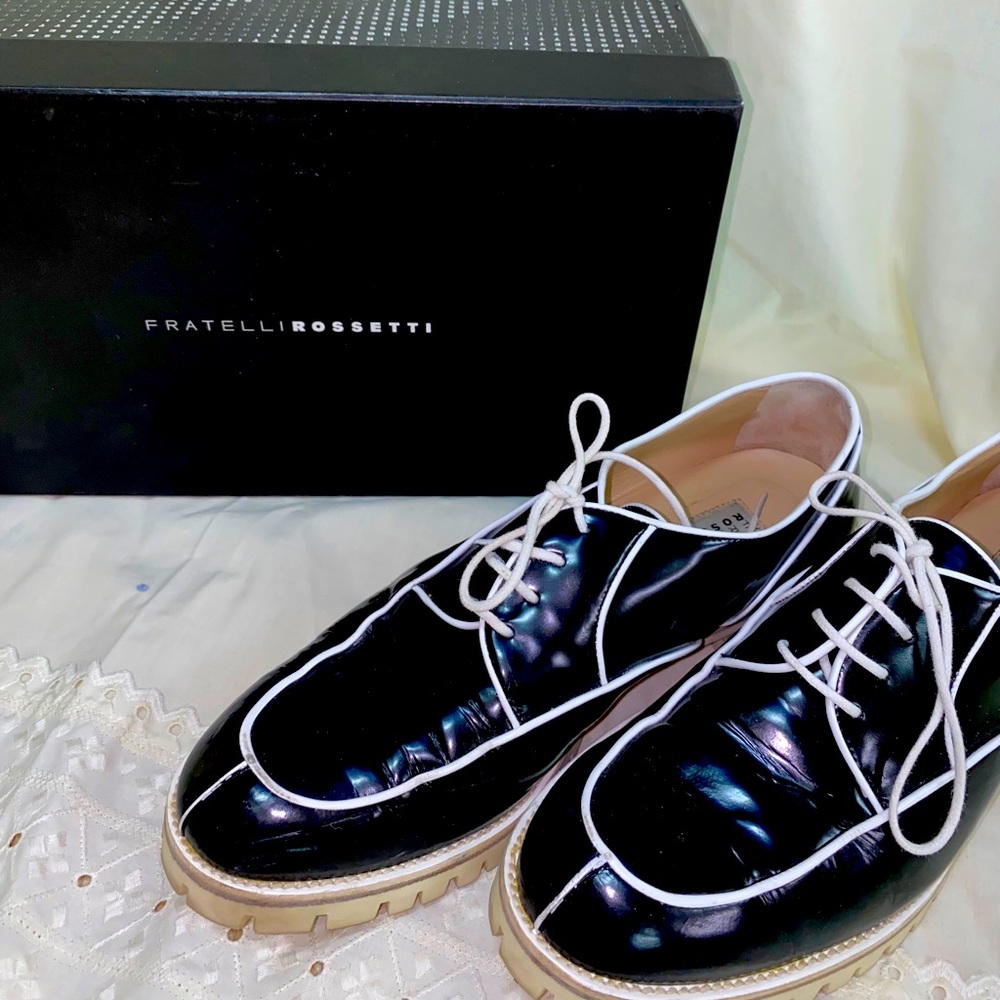 Fratelli Rossetti high polish lace oxford.